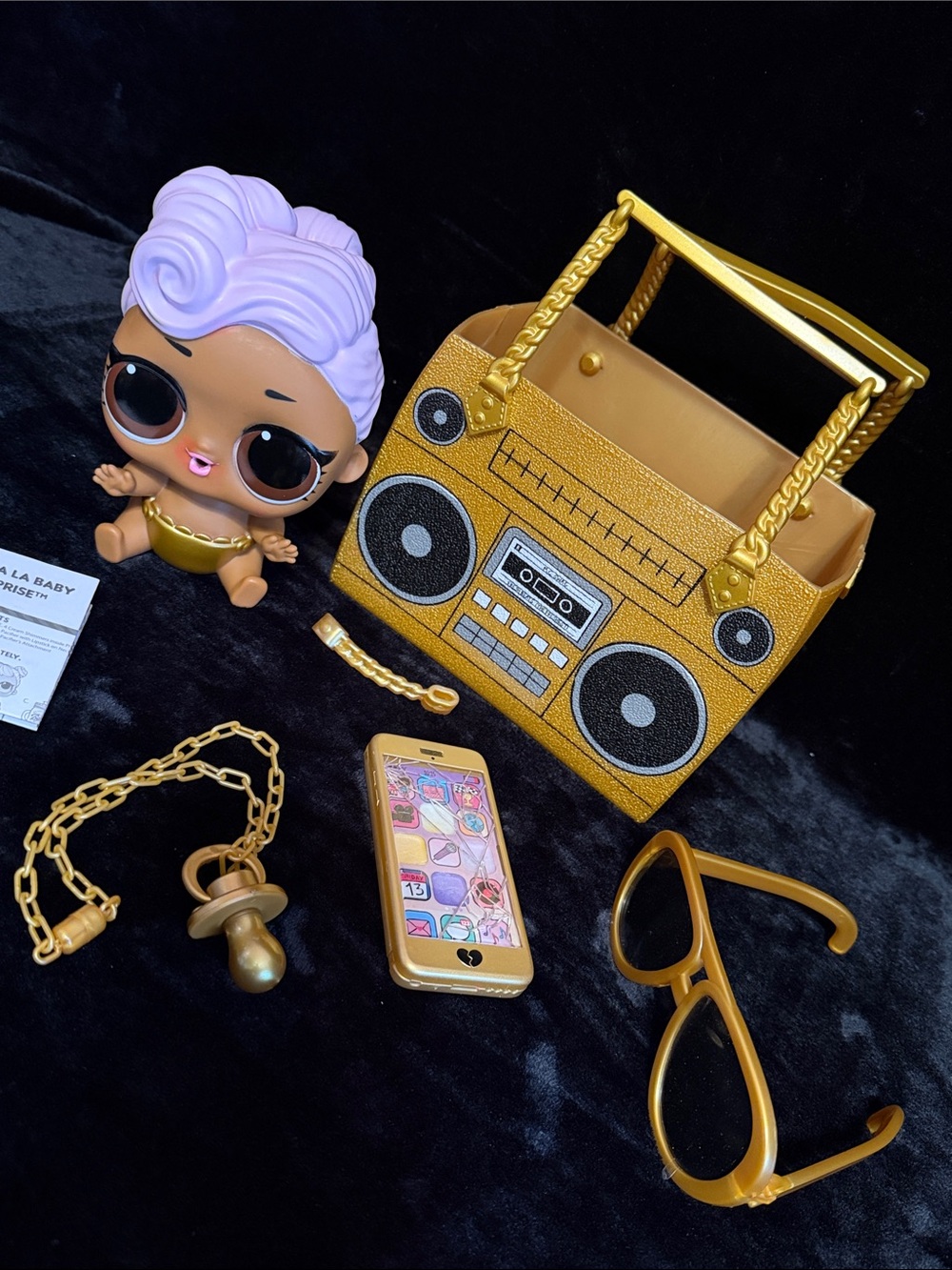 L.O.L. Surprise! Ooh La La
Baby Surprise Lil DJ Doll with Bag & Accessories - Picture 2 of 14